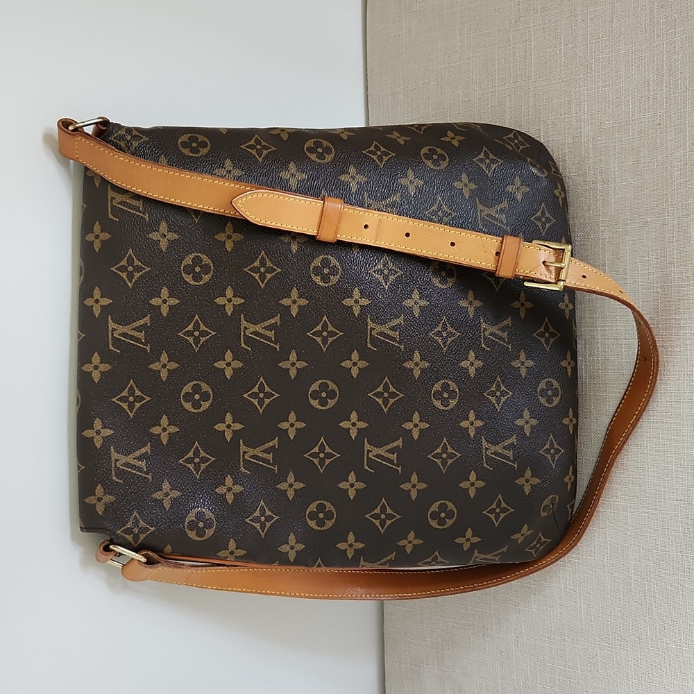 Louis Vuitton Brown and Tan Monogram Crossbody Bag - Picture 4 of 15